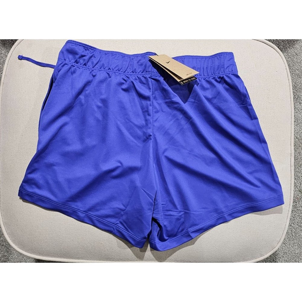 NWT Nike Women's Dri-FIT Attack Training Shorts‎ Blue Small